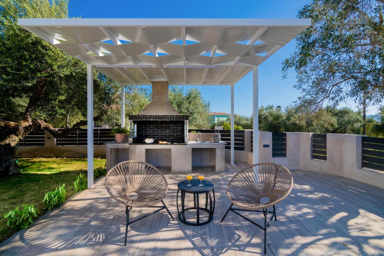 Solis Ortus Villa! Kalamákion Exterior foto